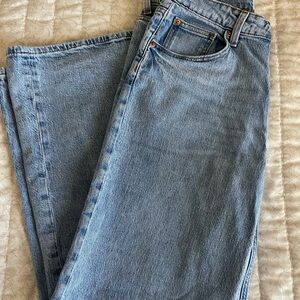 Women’s high rise jeans